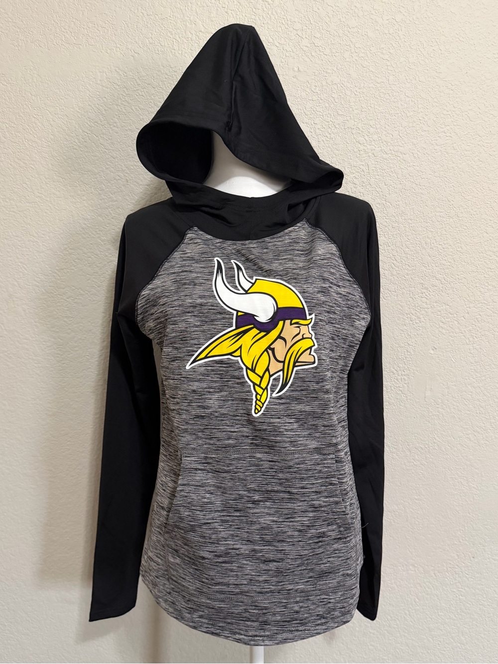 **NWT** NFL Women's Heather Gray & Black Hooded Vikings Sweatshirt